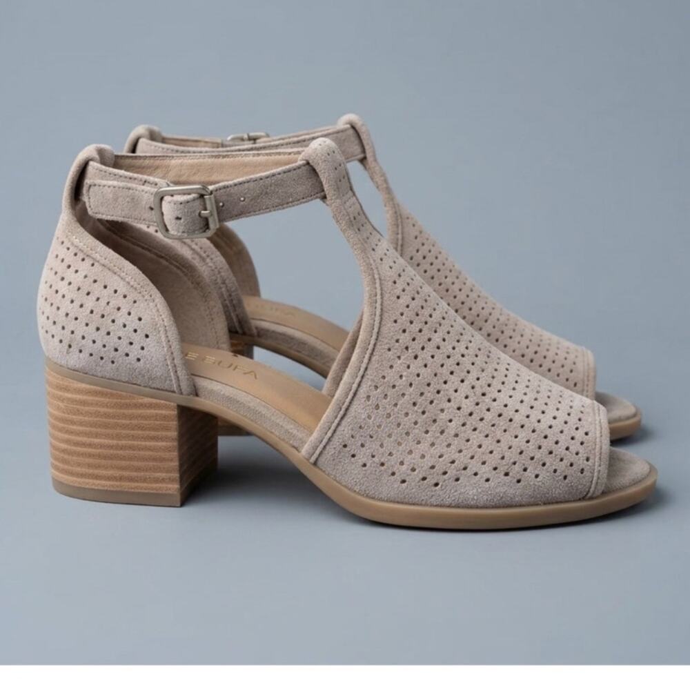Koolaburra by UGG Suede Block Heel 2” Perforated Sandals Peep Toe Beige US 6.5